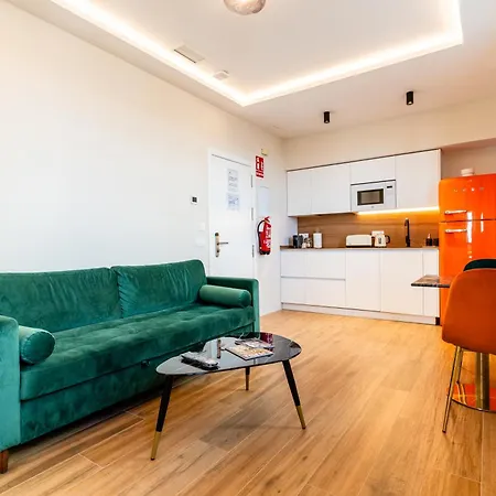 Apartamento De Paradas Cádis